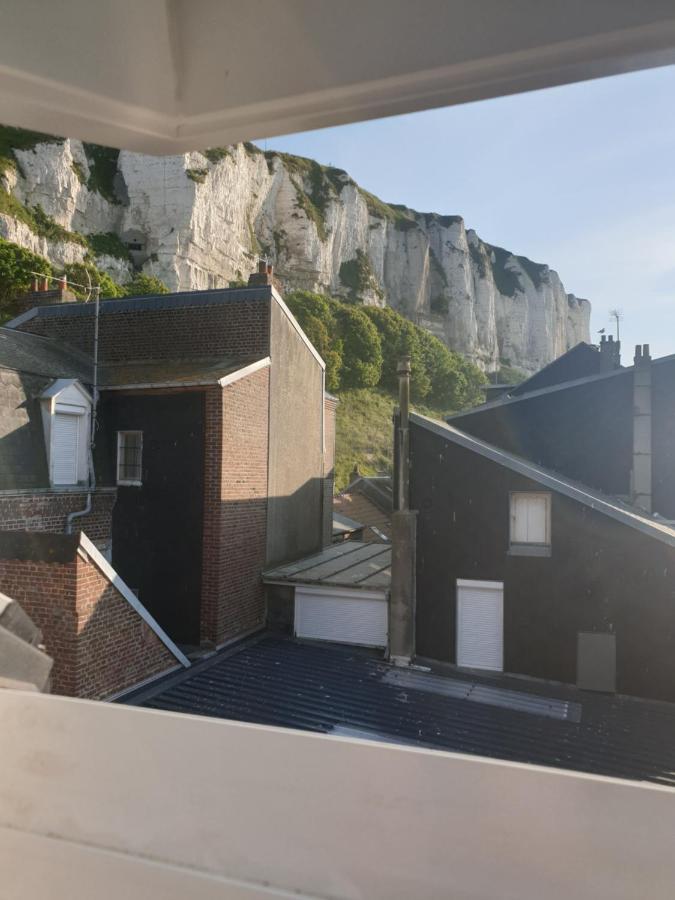 Notre Nid - Grande Terrasse Privee En Bord De Mer, Au Coeur Du Quartier Historique Du Treport ! Wifi Le Tréport Exterior photo